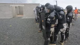 Soldados uniformados durante el ejercicio CRC.