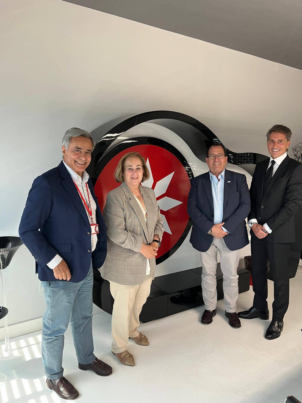 De izquierda a derecha, Jesús Sánchez Lambás, Rosa Aza, Raúl Pérez y José María Núñez García De izquierda a derecha, Jesús Sánchez Lambás, Rosa Aza, Raúl Pérez y José María Núñez García