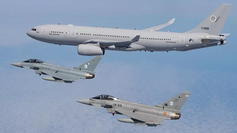 La Agrupación en vuelo. La Agrupación en vuelo.