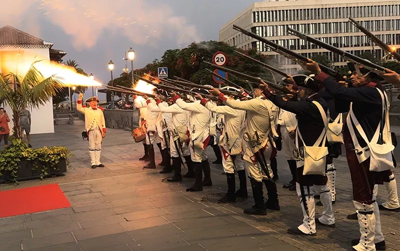 Santa Cruz conmemora victoria sobre fuerzas inglesas de Nelson en 1797. Santa Cruz conmemora victoria sobre fuerzas inglesas de Nelson en 1797.
