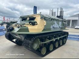 Blindado Plastun-SN transformado para desarrollar acciones antidr�n. (Octavio D�ez C�mara) 