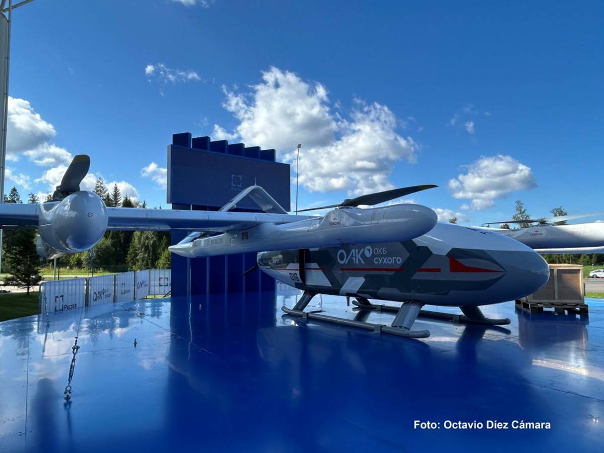 El UAV C-76 de Rusia es una plataforma avanzada surgida para el entorno logístico pero que ya se plantea como una solución más para el entorno militar. (Octavio Díez Cámara) El UAV C-76 de Rusia es una plataforma avanzada surgida para el entorno logístico pero que ya se plantea como una solución más para el entorno militar. (Octavio Díez Cámara)