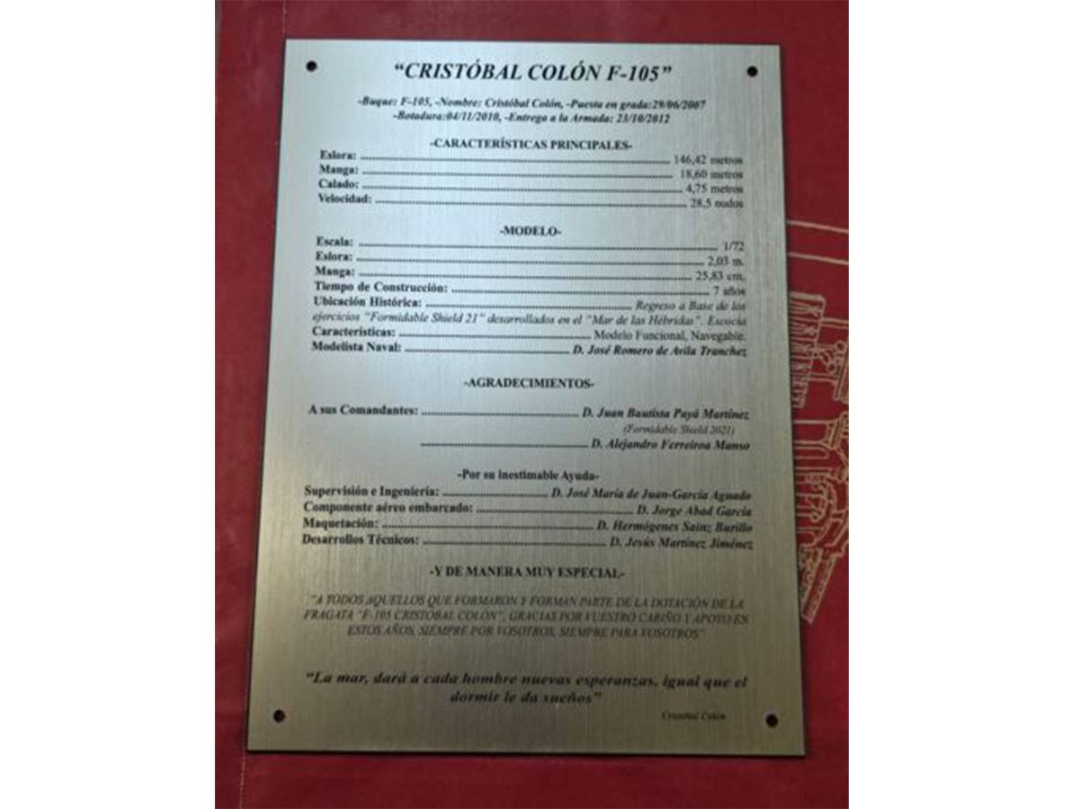 Placa que acompaña a la maqueta. Placa que acompaña a la maqueta.