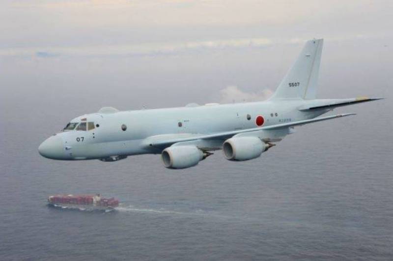 El P-1 de Kawasaki (JASDF) El P-1 de Kawasaki (JASDF)