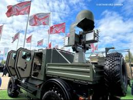 Los sistemas Rapira de Rusia se han mostrado instalados en blindados 4x4 Spartak de tipo medio, aunque pueden instalarse en otros veh�culos. (Octavio D�ez C�mara) 