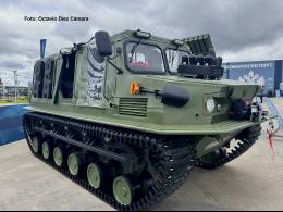 La versi�n m�s compacta de este veh�culo multiprop�sito de cadenas se propone como Plastun-SN y est� adaptado a la evacuaci�n m�dica. (Octavio D�ez C�mara)