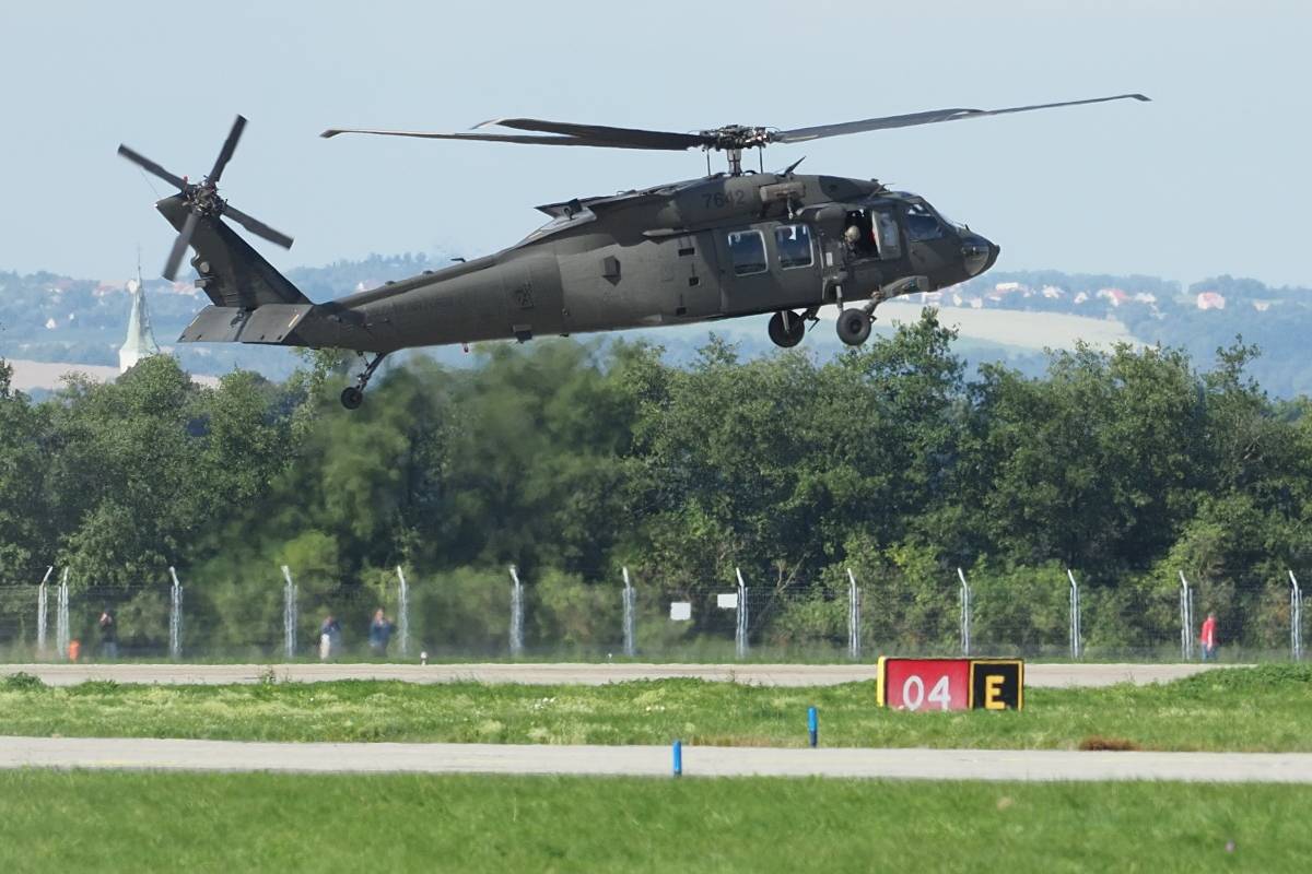 Uno de los actuales UH-60 “Black Hawk” de la Fuerza Aérea de Eslovaquia. (Foto: Boevaya Mashina) Uno de los actuales UH-60 “Black Hawk” de la Fuerza Aérea de Eslovaquia. (Foto: Boevaya Mashina)