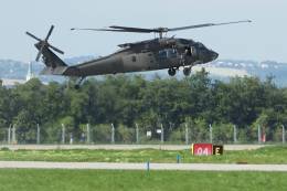 Uno de los actuales UH-60 �Black Hawk� de la Fuerza A�rea de Eslovaquia.  (Foto: Boevaya Mashina)