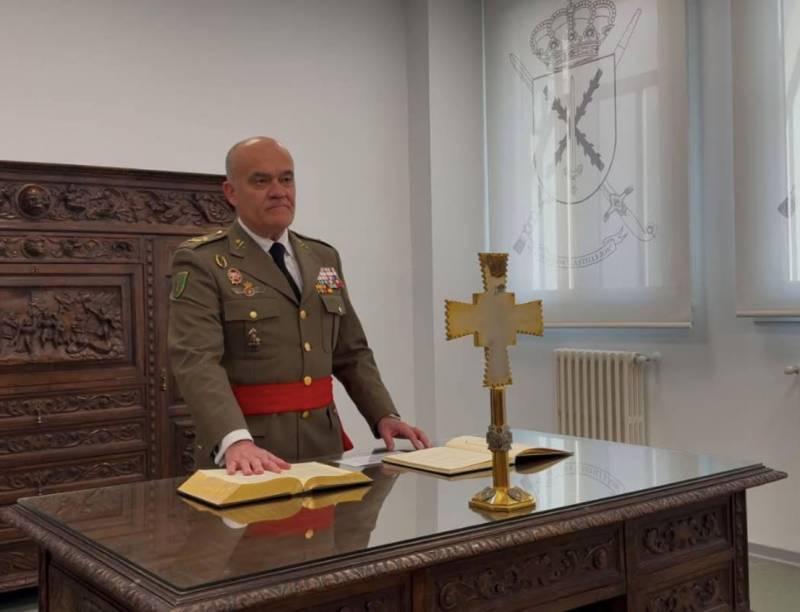 El general de división Luis Francisco Cepeda Lucas en el acto de toma de posesión. (Fuerza Terrestre) El general de división Luis Francisco Cepeda Lucas en el acto de toma de posesión. (Fuerza Terrestre)