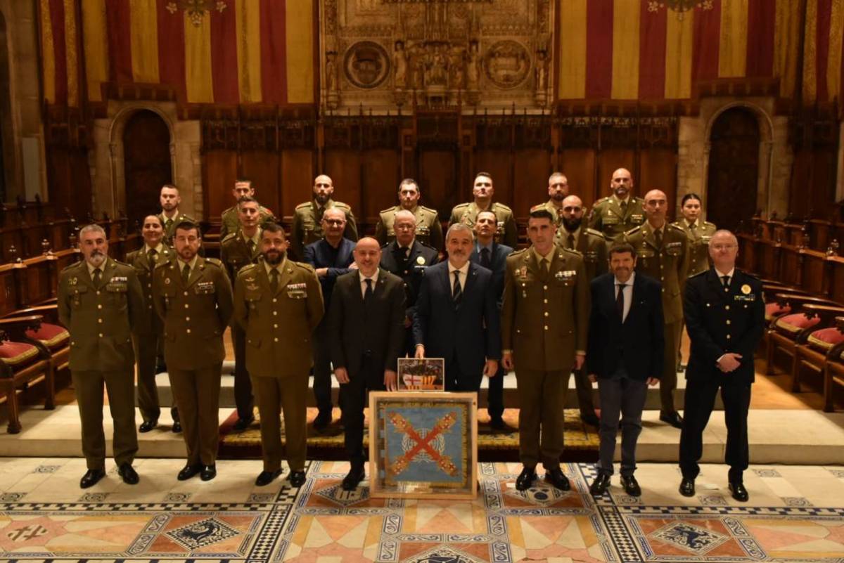 Ceremonia de recepción del Regimiento de Infantería “Barcelona” nº 63. (Ejército de Tierra) Ceremonia de recepción del Regimiento de Infantería “Barcelona” nº 63. (Ejército de Tierra)