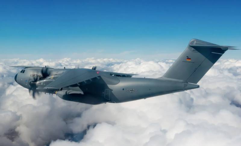 Un avión A400M de la Fuerza Aérea de Alemania. Un avión A400M de la Fuerza Aérea de Alemania.