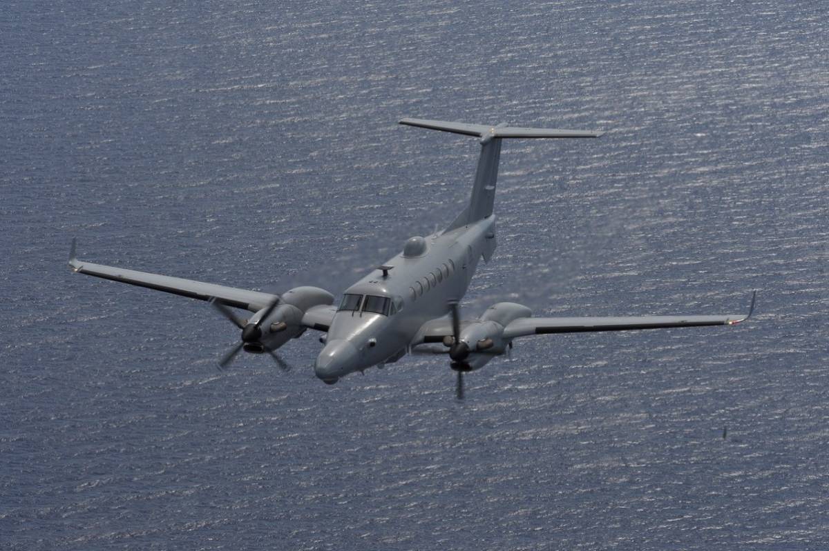 El Beechcraft Super King Air 350ER SPYDR italiano que volará sobre los cielos de España. (foto AMI) El Beechcraft Super King Air 350ER SPYDR italiano que volará sobre los cielos de España. (foto AMI)