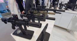 Exposicin de los supresores de Emtan en IDEX 2025. (Emtan)