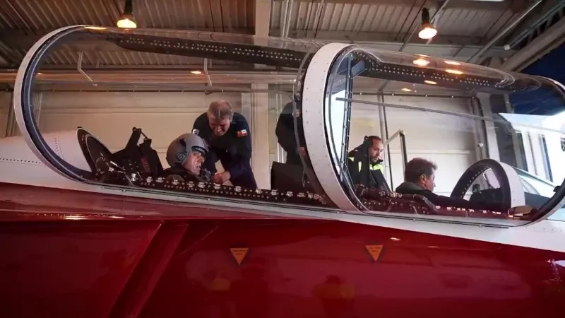 El Comandante Jefe de la Fuerza Aérea Turca voló con el Teniente General Francisco Braco, Jefe de Estado Mayor del Ejército del Aire (JEMA) español. El Comandante Jefe de la Fuerza Aérea Turca voló con el Teniente General Francisco Braco, Jefe de Estado Mayor del Ejército del Aire (JEMA) español.