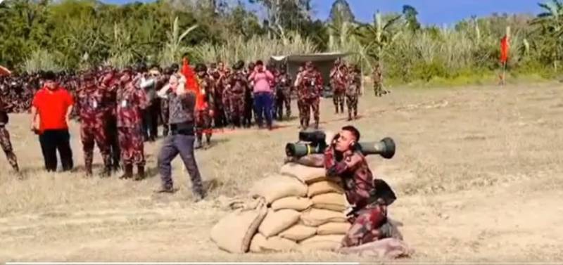 Bangladesh se adiestra con el Alcotán (captura vídeo Defense Technology of Bangladesh-DTB) Bangladesh se adiestra con el Alcotán (captura vídeo Defense Technology of Bangladesh-DTB)