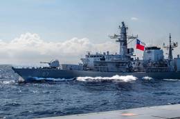 La Fragata FF-07 Almirante Lynch que cumple 18 aos en Chile. (foto: Armada de Chile)