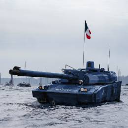 La Marine Nationale buscara un carro de combate anfibio al que llama Loclre. (Marine Nationale)