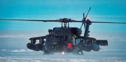 Un Black Hawk de la Fueza Area de Chile operando en el Polo Sur. (foto: Fuerza Area de Chile)