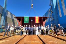 El acto de puesta de quilla (Freire Shipyard)