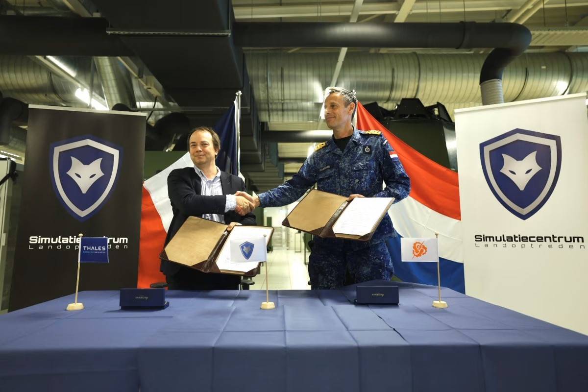 El grupo industrial Thales acaba de rubricar el acuerdo por el que modernizarán el simulador TACTIS del Ejército holandés. (Royal Netherlands Army) El grupo industrial Thales acaba de rubricar el acuerdo por el que modernizarán el simulador TACTIS del Ejército holandés. (Royal Netherlands Army)