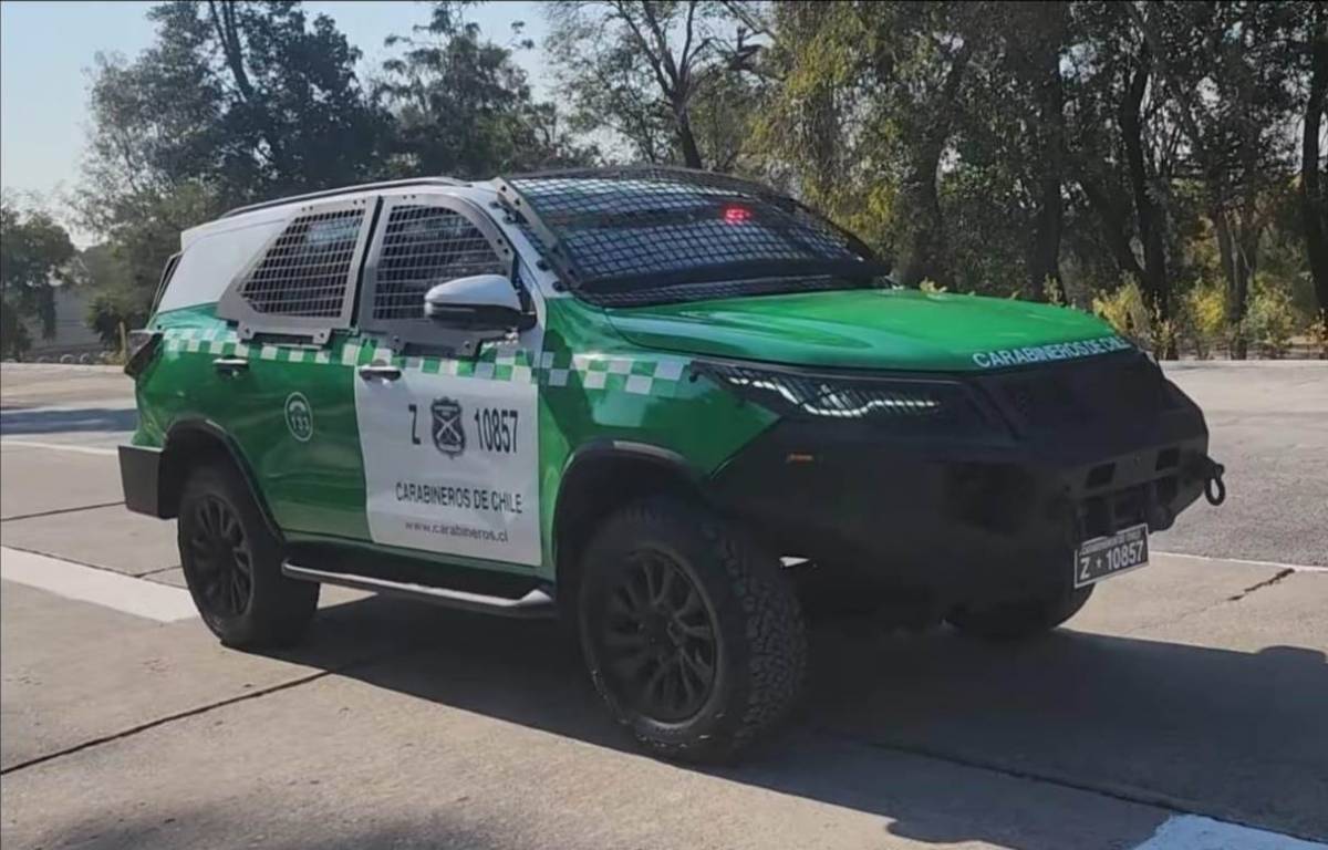 Los vehculos blindados de los Carabineros, similares a los que ha comprado ahora el Ejrcito de Chile. (foto: Ejrcito de Chile)