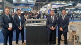 Presentacin de la BAT en el stand de AERTEC en FEINDEF. (foto: AERTEC) 