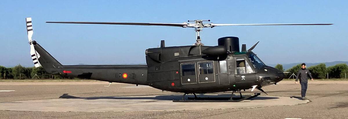 El primero de los antiguos AB-212 de la Armada, ya con los colores del Ejército de Tierra. (Foto Pegasus Aero Group) El primero de los antiguos AB-212 de la Armada, ya con los colores del Ejército de Tierra. (Foto Pegasus Aero Group)