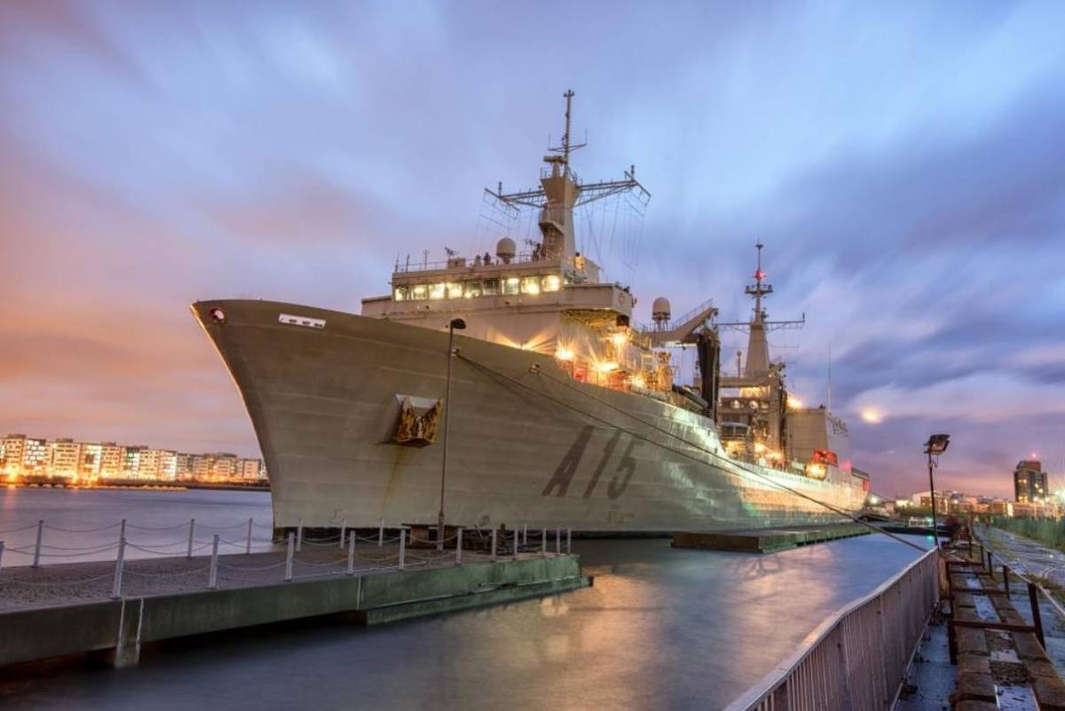 El Cantabria (Armada)