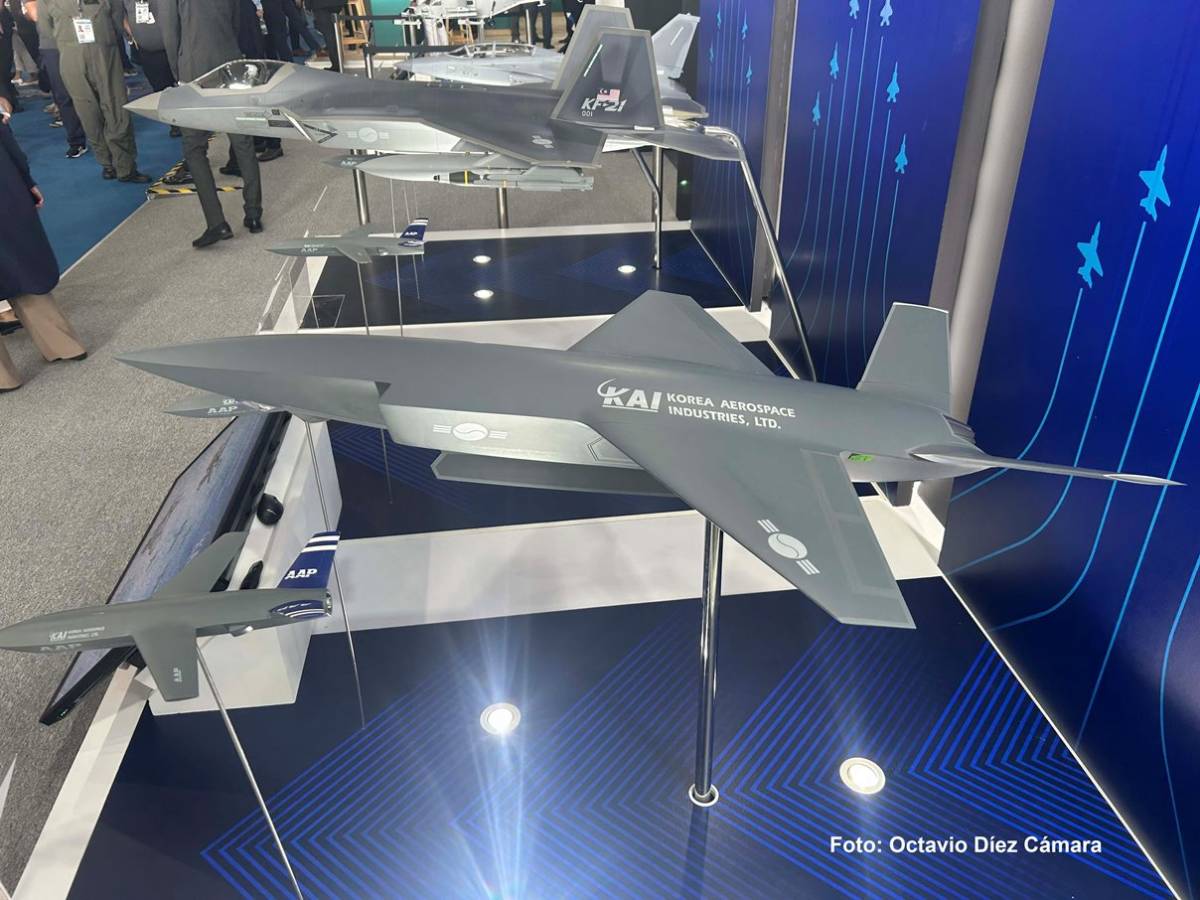 KAI trabaja activamente en integrar plataformas UCAV y AAP para que trabajen coordinadamente con medios de combate tripulados propios o de aliados. (Octavio Díez Cámara) KAI trabaja activamente en integrar plataformas UCAV y AAP para que trabajen coordinadamente con medios de combate tripulados propios o de aliados. (Octavio Díez Cámara)