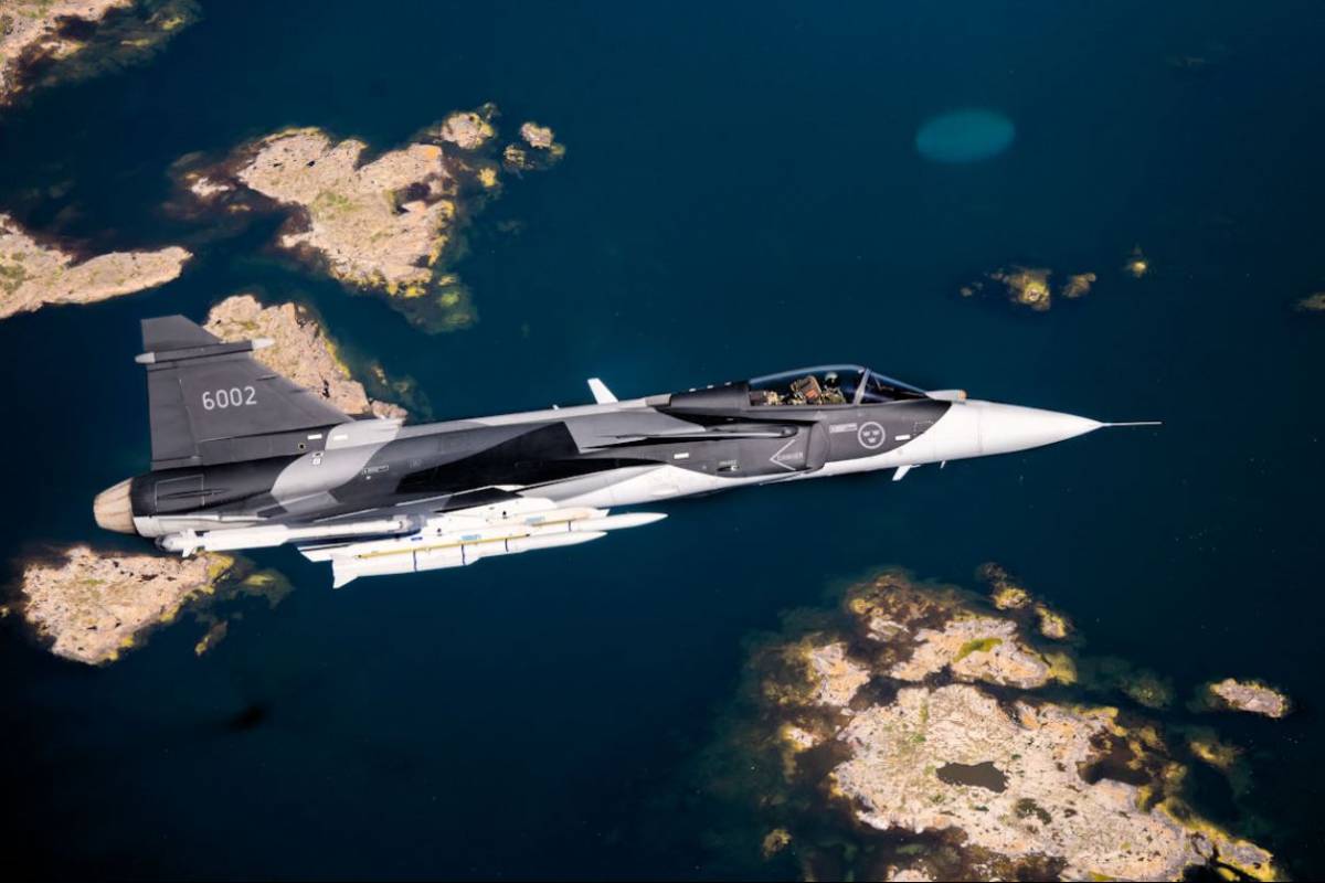 Gripen NG de la versión monoplaza E. (foto Saab) Gripen NG de la versión monoplaza E. (foto Saab)