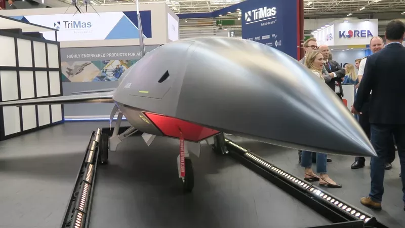 El sistema Fury ha sido diseado para operar como parte de equipos de aeronaves tripuladas y no tripuladas. Foto: Antonio Ros Pau