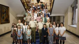 El Rey con los premiados y dems invitados en la gala de la 60a Edicin de los Premios Ejrcito. Foto: Ejrcito de Tierra