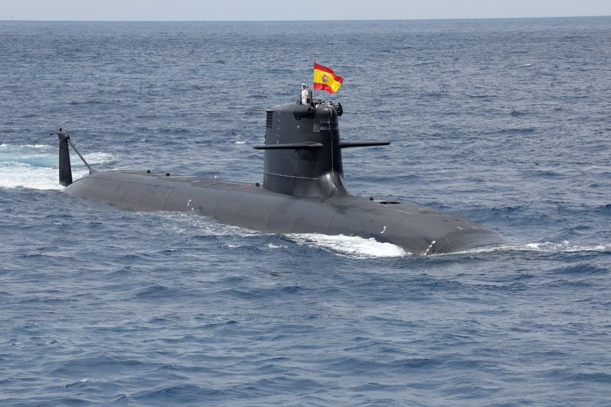 El S81 durante la revista naval con motivo del Día de las Fuerzas Armadas (Ministerio de Defensa) El S81 durante la revista naval con motivo del Día de las Fuerzas Armadas (Ministerio de Defensa)