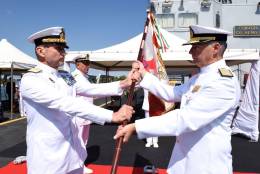 Ceremonia de relevo de mando. (foto: Armada)