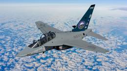 Imagen digital del M-346N con los colores y marcas de la US Navy. (Foto Dylan Lumpkins/Textron Aviation Defense)