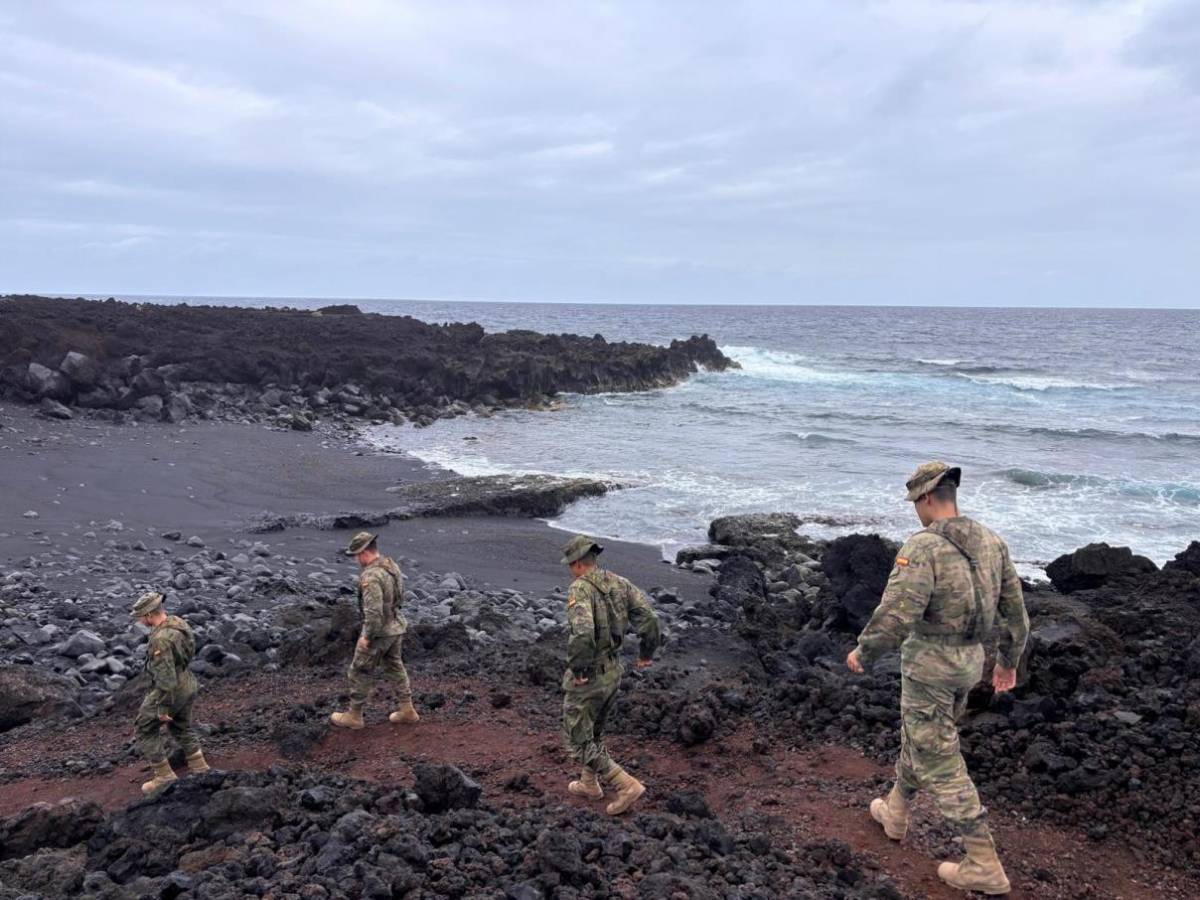 Despliegue de militares de la BRICAN XVI en Lanzarote. (foto: Ejército de Tierra) Despliegue de militares de la BRICAN XVI en Lanzarote. (foto: Ejército de Tierra)