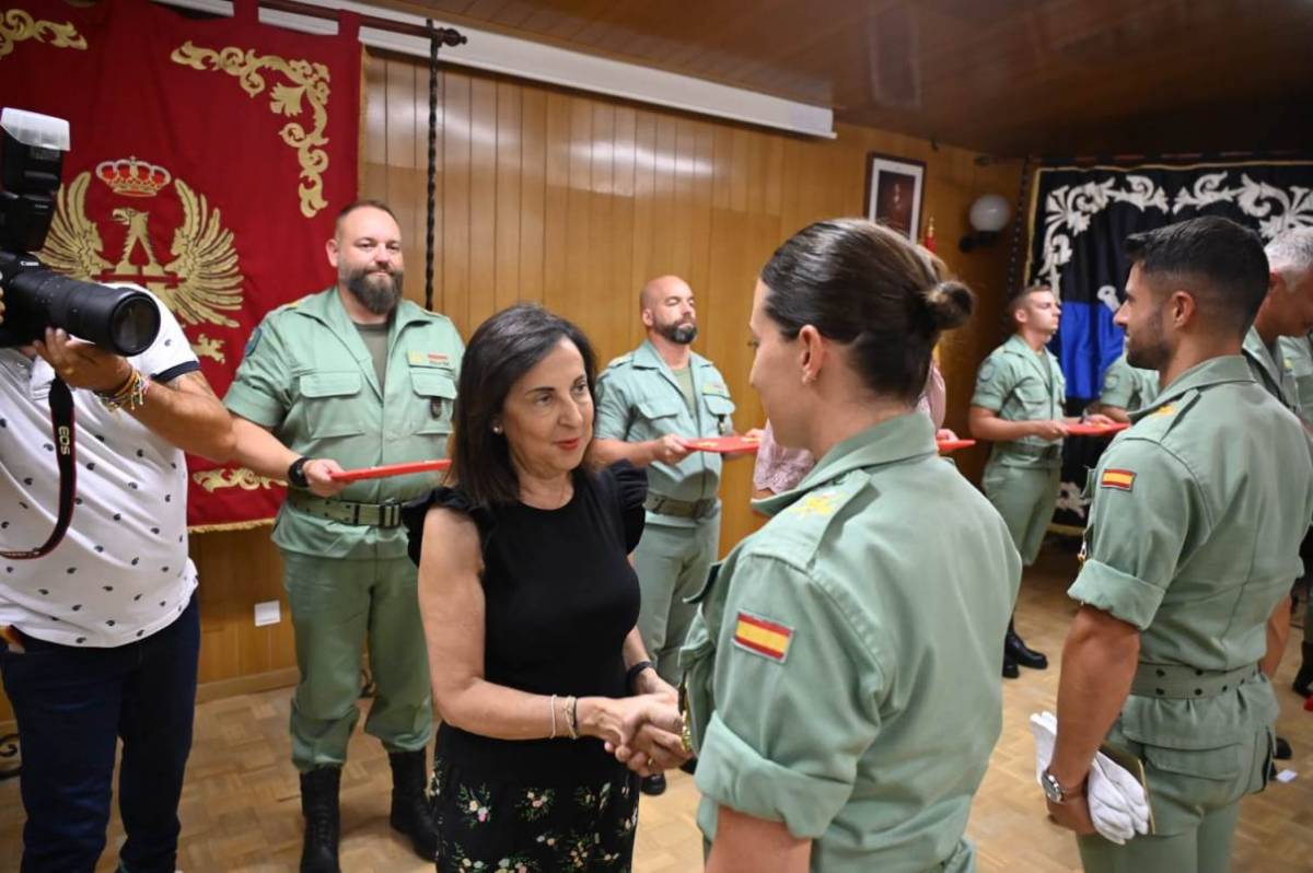 Acto de condecoración. (foto: Ministerio de Defensa) Acto de condecoración. (foto: Ministerio de Defensa)