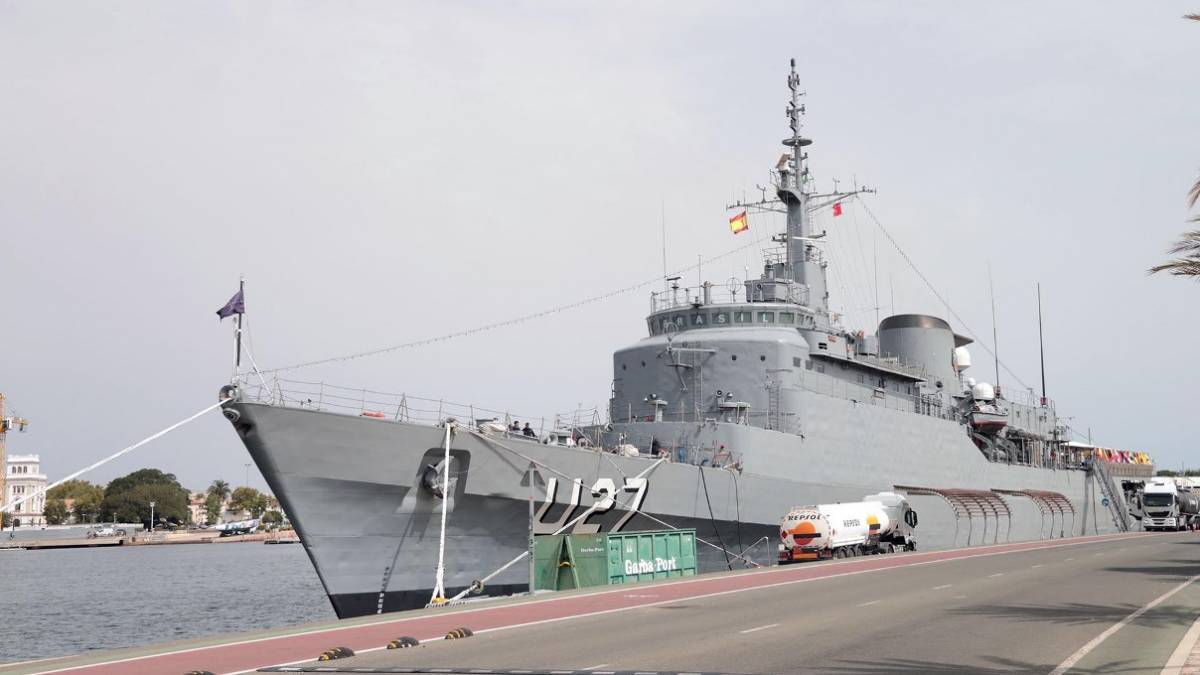 El buque escuela "Brasil”, en el puerto de Valencia. (foto Ayuntamiento de Valencia) El buque escuela "Brasil”, en el puerto de Valencia. (foto Ayuntamiento de Valencia)