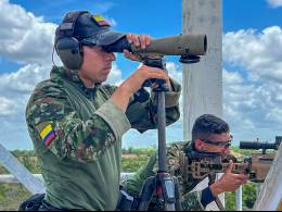 Comandos colombianos durante la comptecicin.