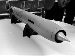 El Ministerio de Defensa de Gran Bretaa acaba de rubricar un contrato que le permitir obtener municin de 155mm Ramjet que tiene un alcance de 150 kilmetros, (Tiberius Aerospace)    