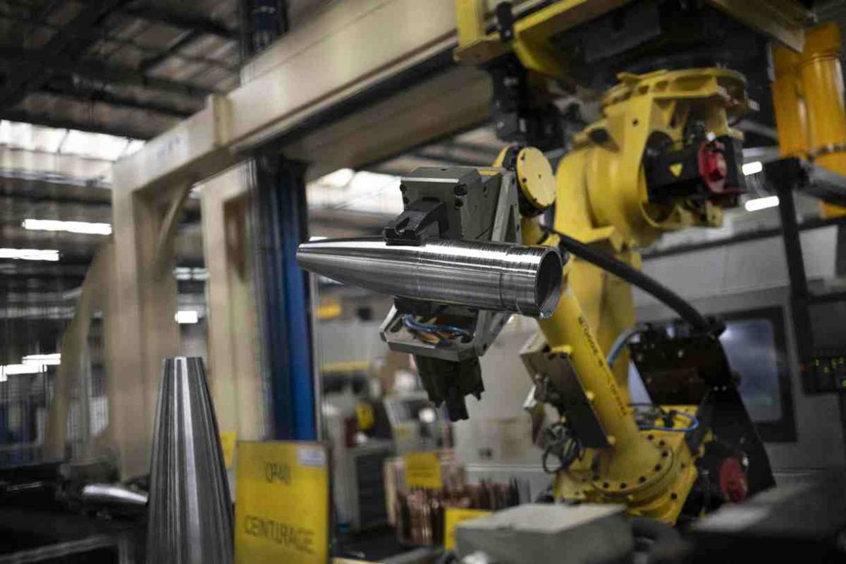 Proyectil de 155 mm. durante su fabricación (KNDS) Proyectil de 155 mm. durante su fabricación (KNDS)