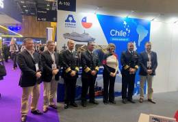 Stand de ASMAR en la feria DSEI.