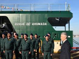 Ceremonia de entrega del buque ocenico Duque de Ahumada a la Guardia Civil (foto: Ministerio del Interior)