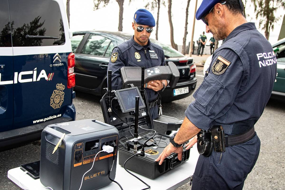 Uno de los sistemas C-UAS desplegados por la Policía Nacional en favor del ‘Eagle Eye 25-03’. (Foto: Antonio Rodríguez Santana) Uno de los sistemas C-UAS desplegados por la Policía Nacional en favor del ‘Eagle Eye 25-03’. (Foto: Antonio Rodríguez Santana)