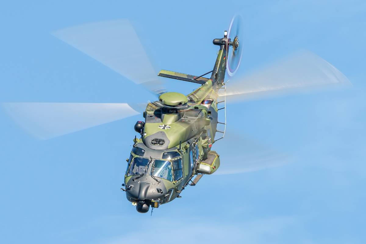 NHI NH90 TTH. NHI NH90 TTH.