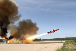 Lanzamiento de un misil TESEO MK2/E. (foto: MBDA)