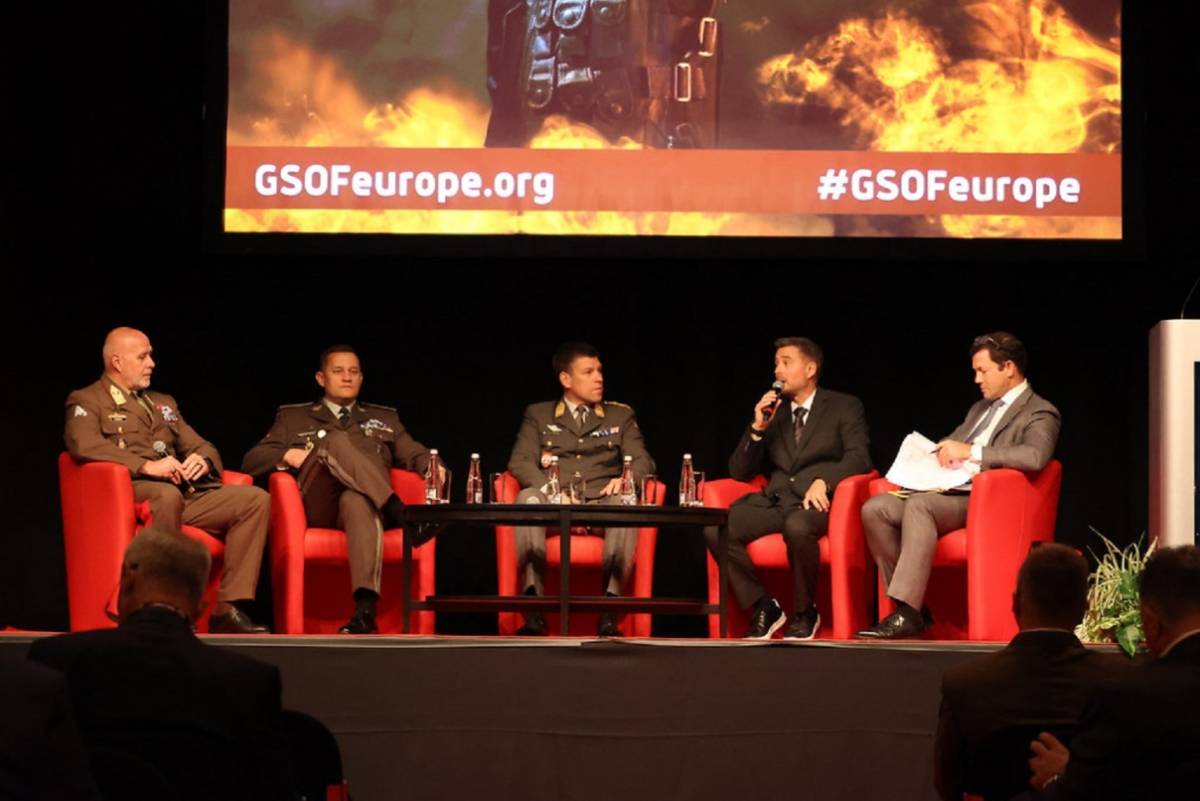 Entre los días 7 y 9 de octubre se desarrollará en Atenas el simposio anual de la GSOF al que asistirán el actual jefe del MCOE y su predecesor en el cargo. (GSOF) Entre los días 7 y 9 de octubre se desarrollará en Atenas el simposio anual de la GSOF al que asistirán el actual jefe del MCOE y su predecesor en el cargo. (GSOF)