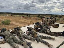 Tiradores de precisin de Espaa, Francia e Italia durante el ejercicio. (foto: Ejrcito de Tierra)