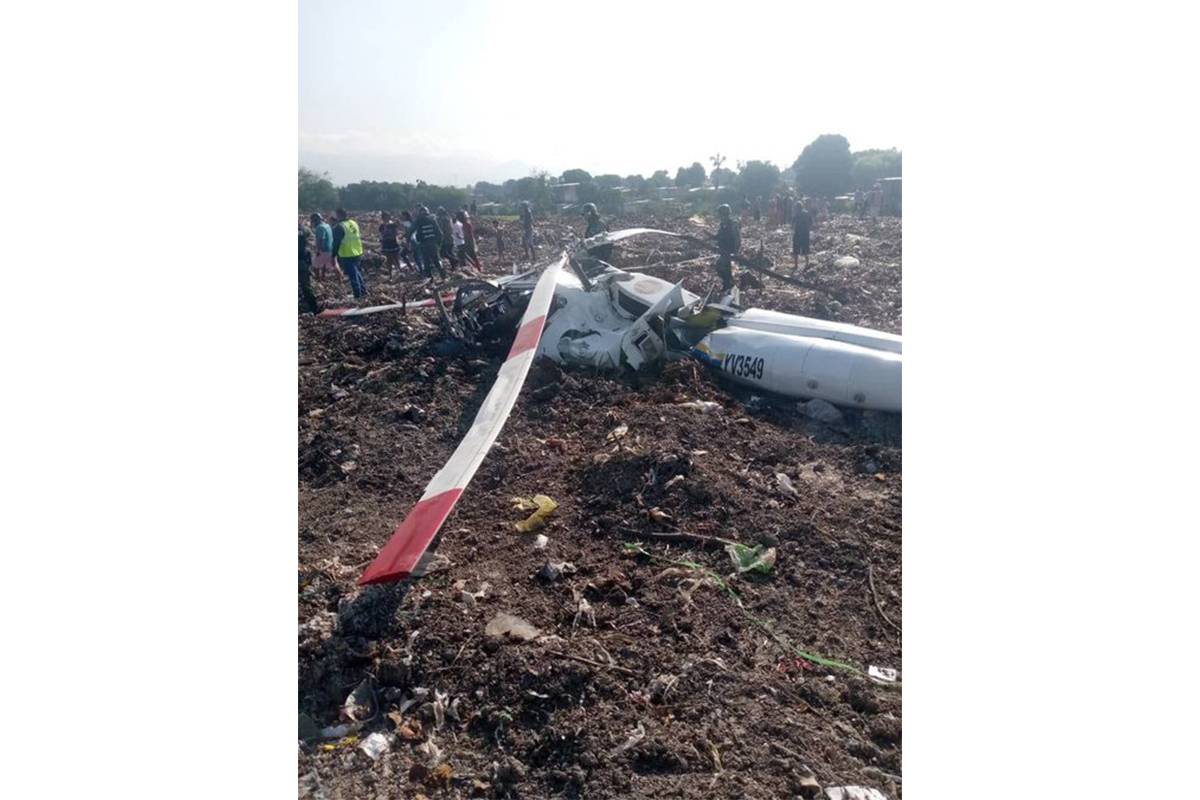 Restos del helicóptero Enstrom 480B del Grupo de Entrenamiento Aéreo N.° 19 “Cóndor” en el lugar del siniestro. (Foto: Cortesía redes sociales) Restos del helicóptero Enstrom 480B del Grupo de Entrenamiento Aéreo N.° 19 “Cóndor” en el lugar del siniestro. (Foto: Cortesía redes sociales)