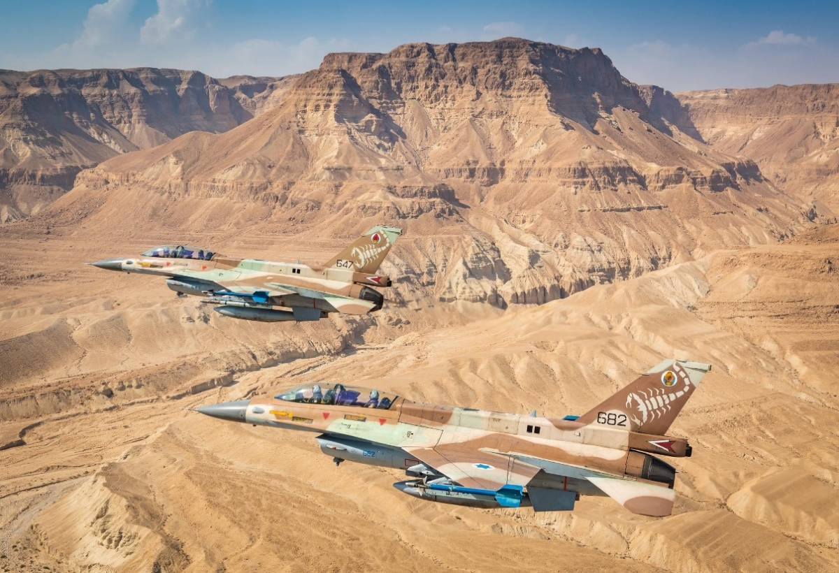 Dos aviones F-16 de la Fuerza Area de Israel. (foto: Fuerza Area de Israel)